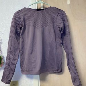 nike long sleeve